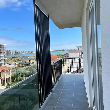 Mamaia Nord Apartment *